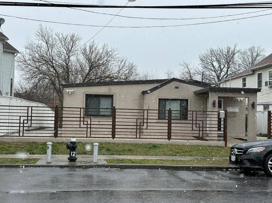 Spacious 3br Detach House W/parking In Quiet Area Nova York